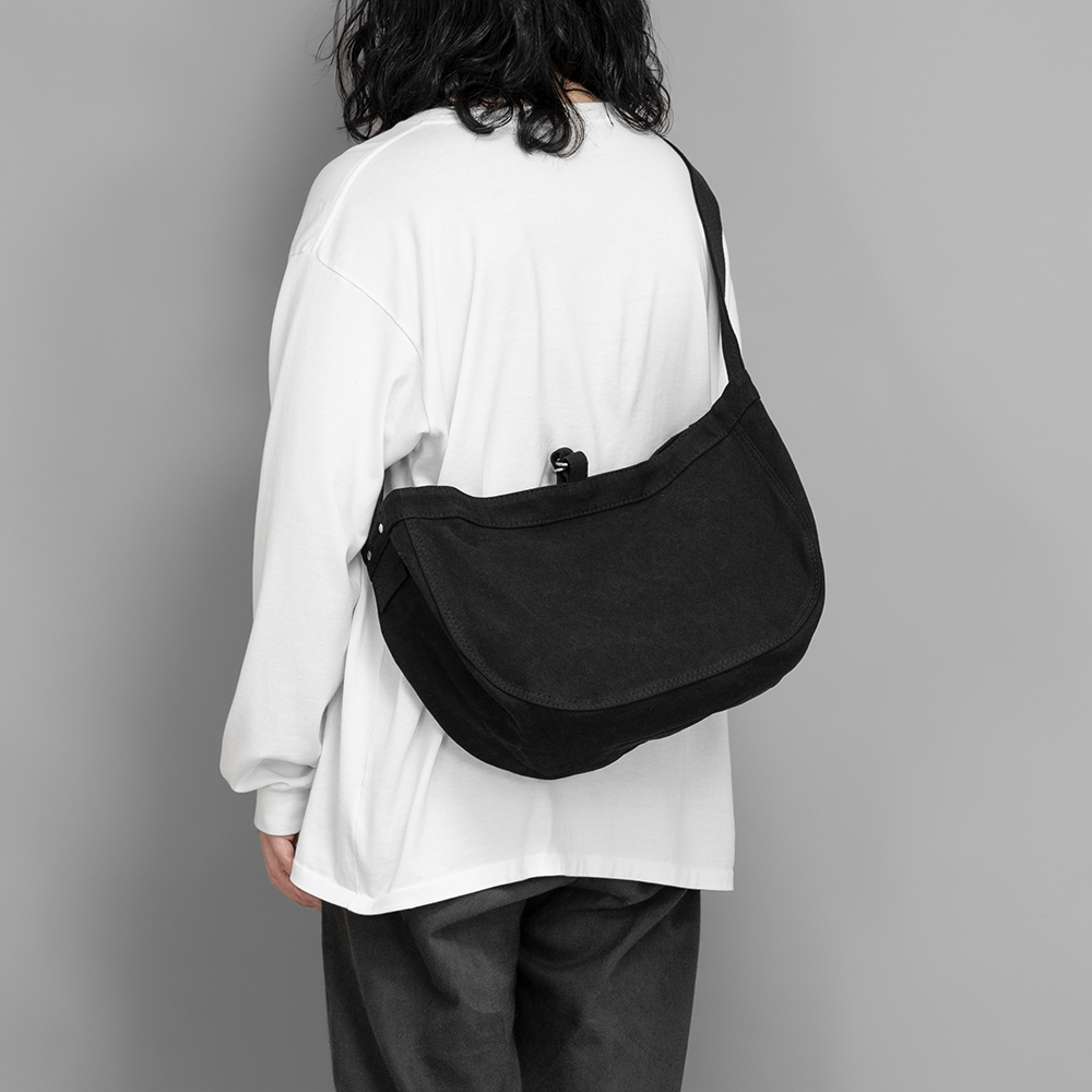 T.T / Newsboy Bag Small (Black) | twelve
