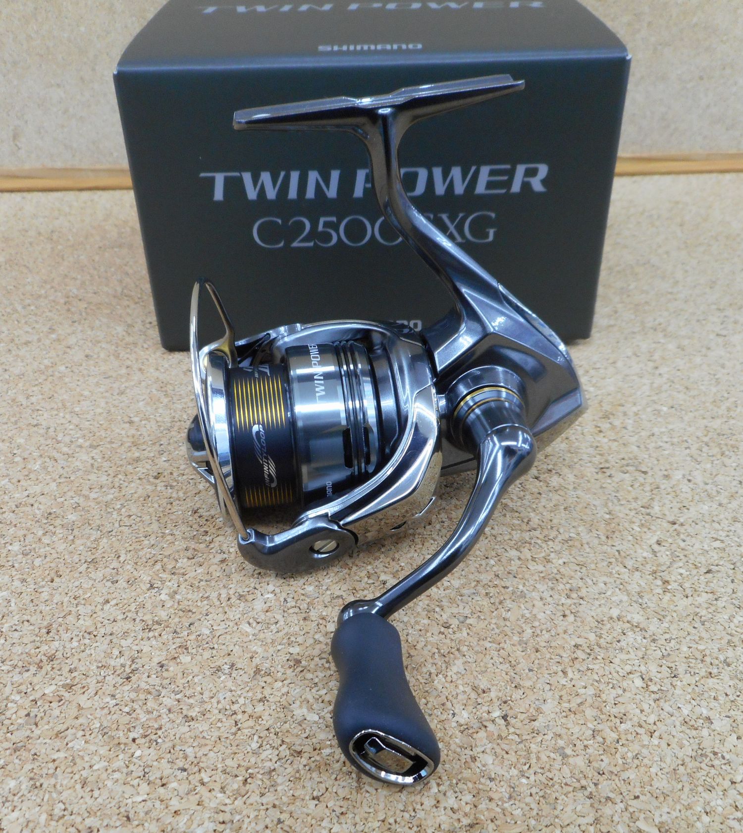 シマノ 24ツインパワーC2500SXG】入荷しました - つり具センター