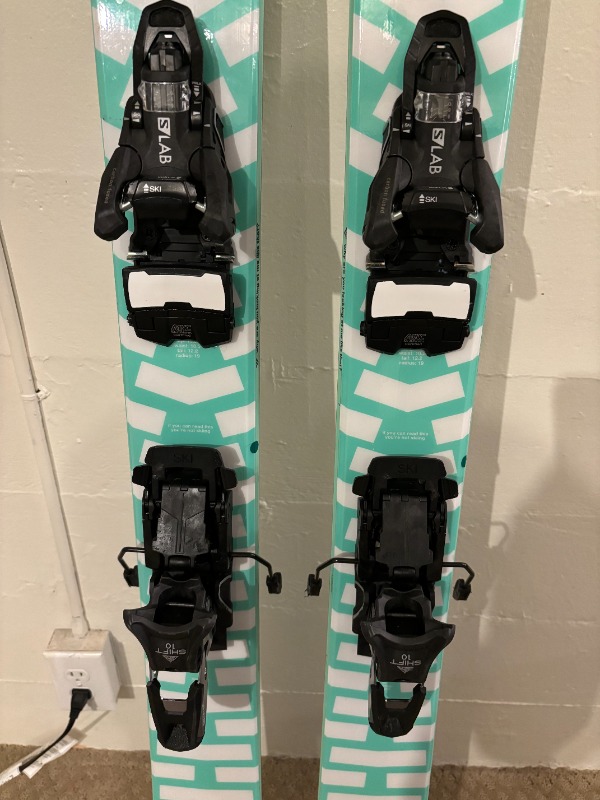 FS: 2023 Black Crow Atris Birdie Ski 172 & Salomon Shift Bindings