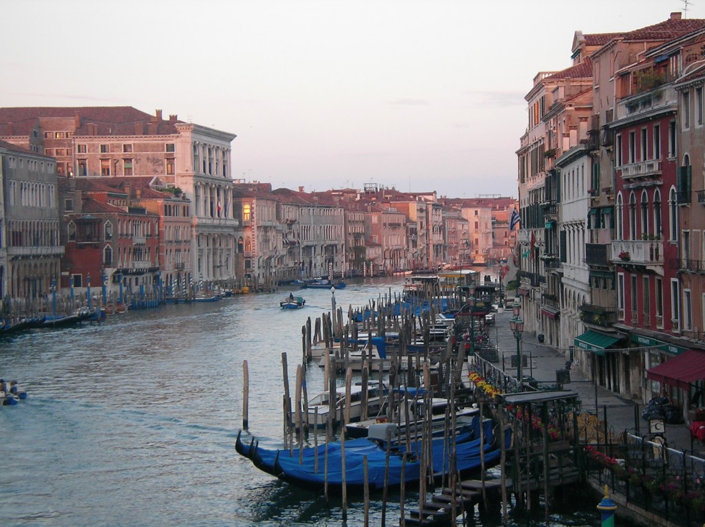 水の都、迷宮都市ヴェネツィア | イタリア旅行専門店トゥッタ・イタリア