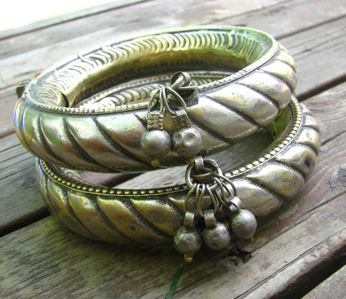 日本より発送&送料無料♪バンジャラ族オールドアンクレット/足輪2個