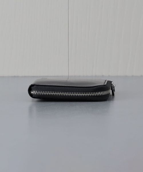 H＞レザー Lジップウォレット