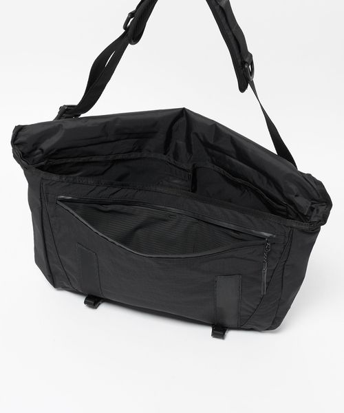 maastik＞KULLER メッセンジャー バッグ