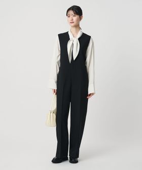 Vネックオールインワン