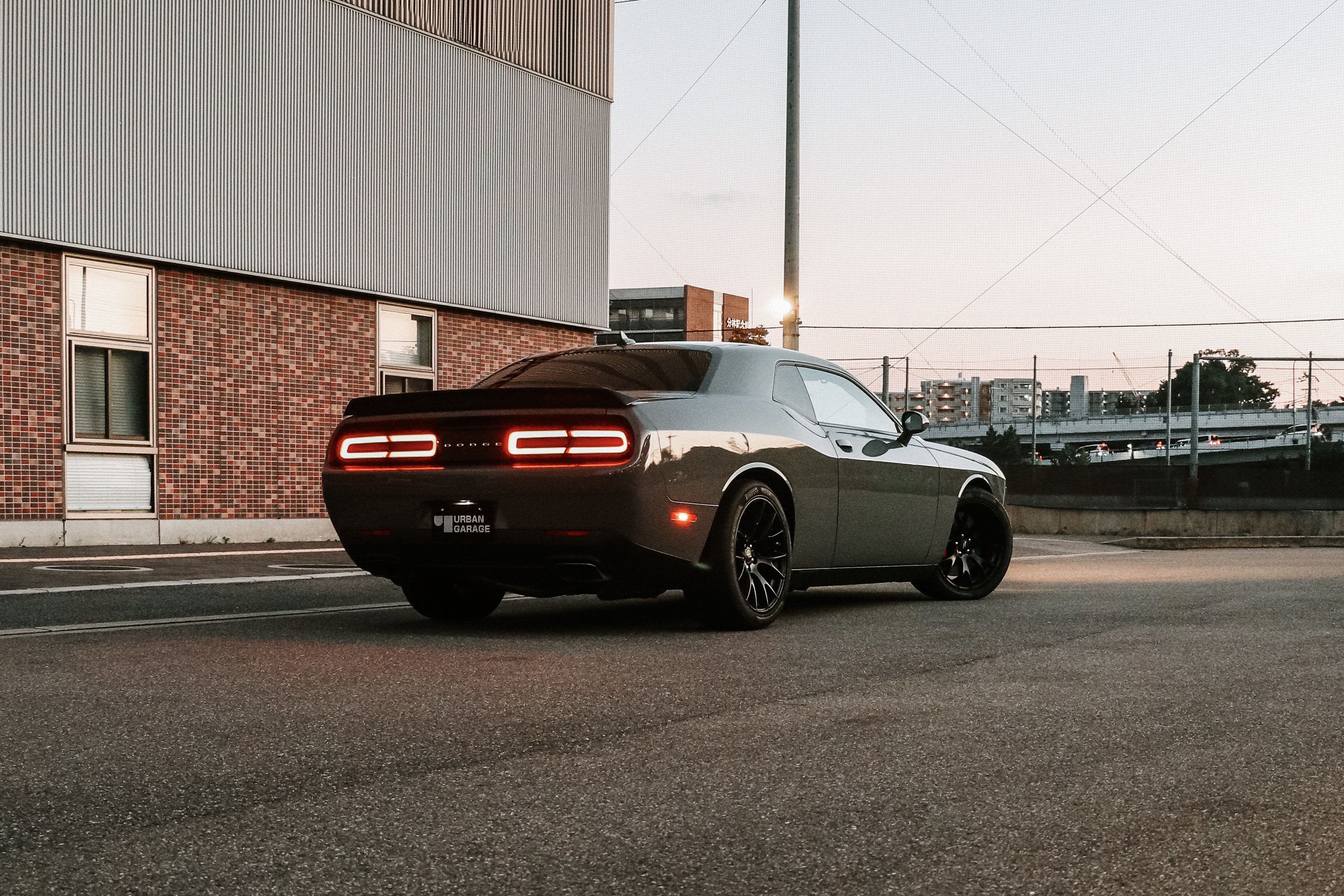 SHAKEDOWN DODGE Challenger 6.4L - UG クライスラー＆ダッジ専門店