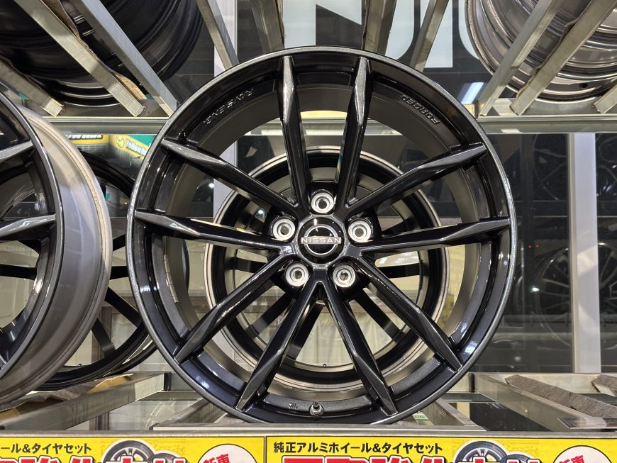 👆大宮バイパス店在庫情報👆RZ34 フェアレディZ 純正 19インチホイール