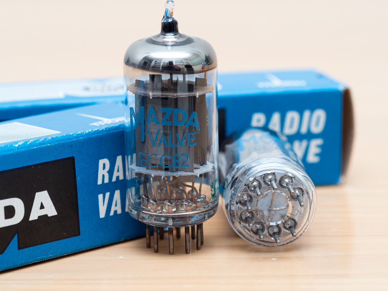 12AU7を聴き比べる。 | 乗らずに見送って。