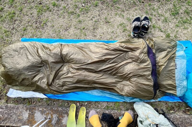 マウンテンローレルデザインの蚊帳つき超ULビビィ（撥水）をレビュー