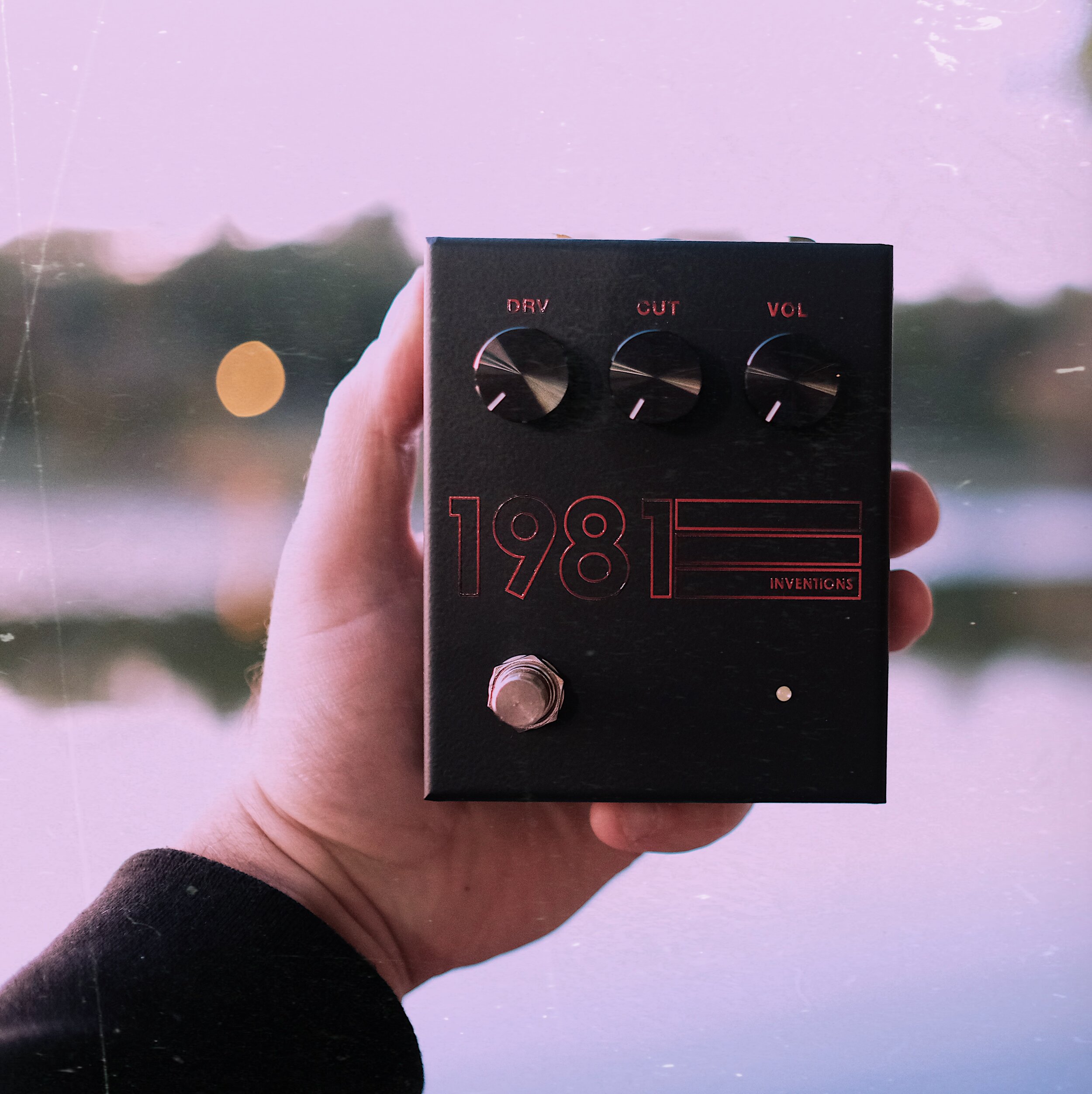 1981 INVENTIONS - DRVレビュー。開発のMatthew Hoopsへのインタビュー