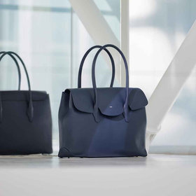 DISCRETE TOTE M MW GENII（ディスクリートトート M MW GENII（15