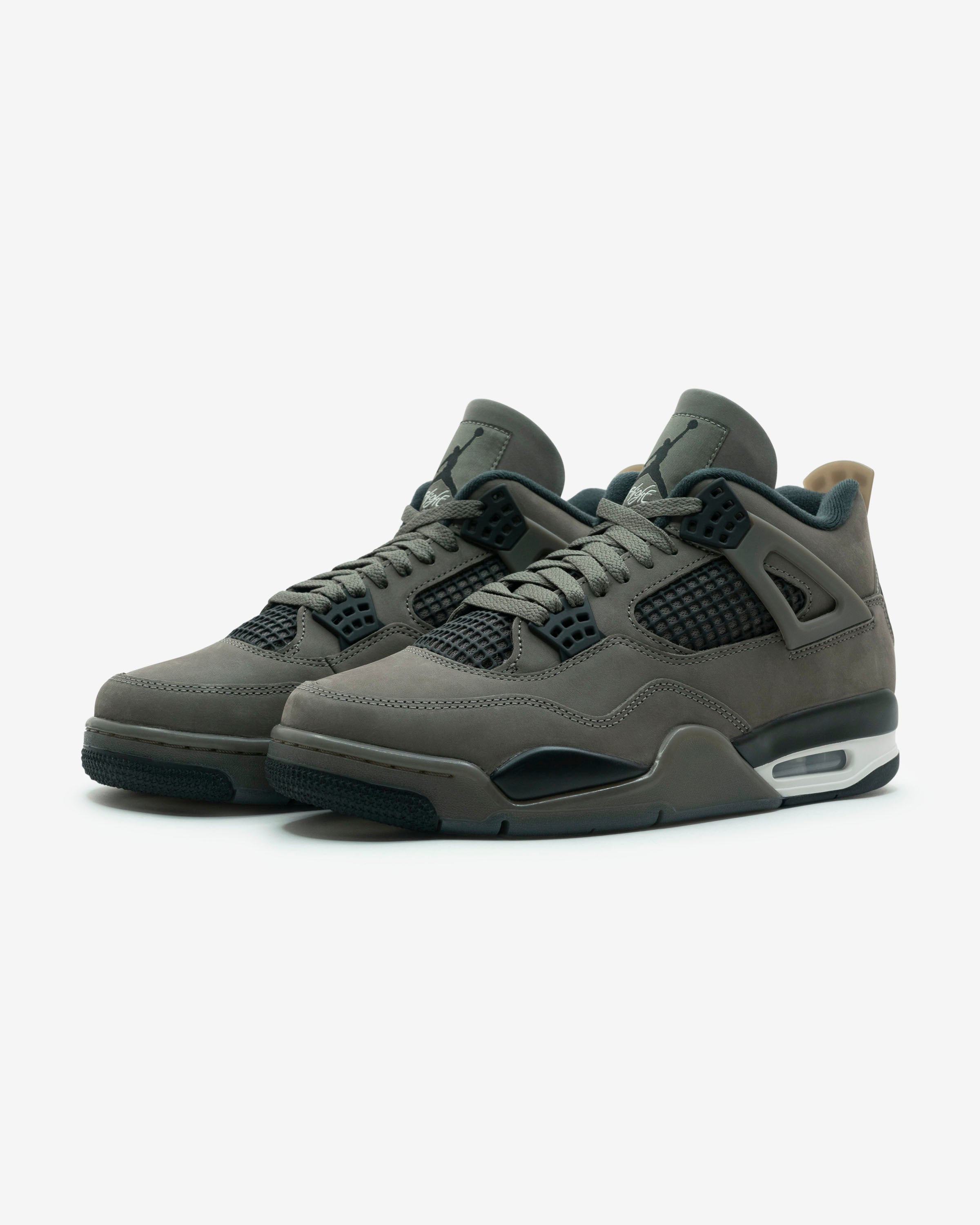 AIR JORDAN 4 RETRO – UNDEFEATED JAPAN