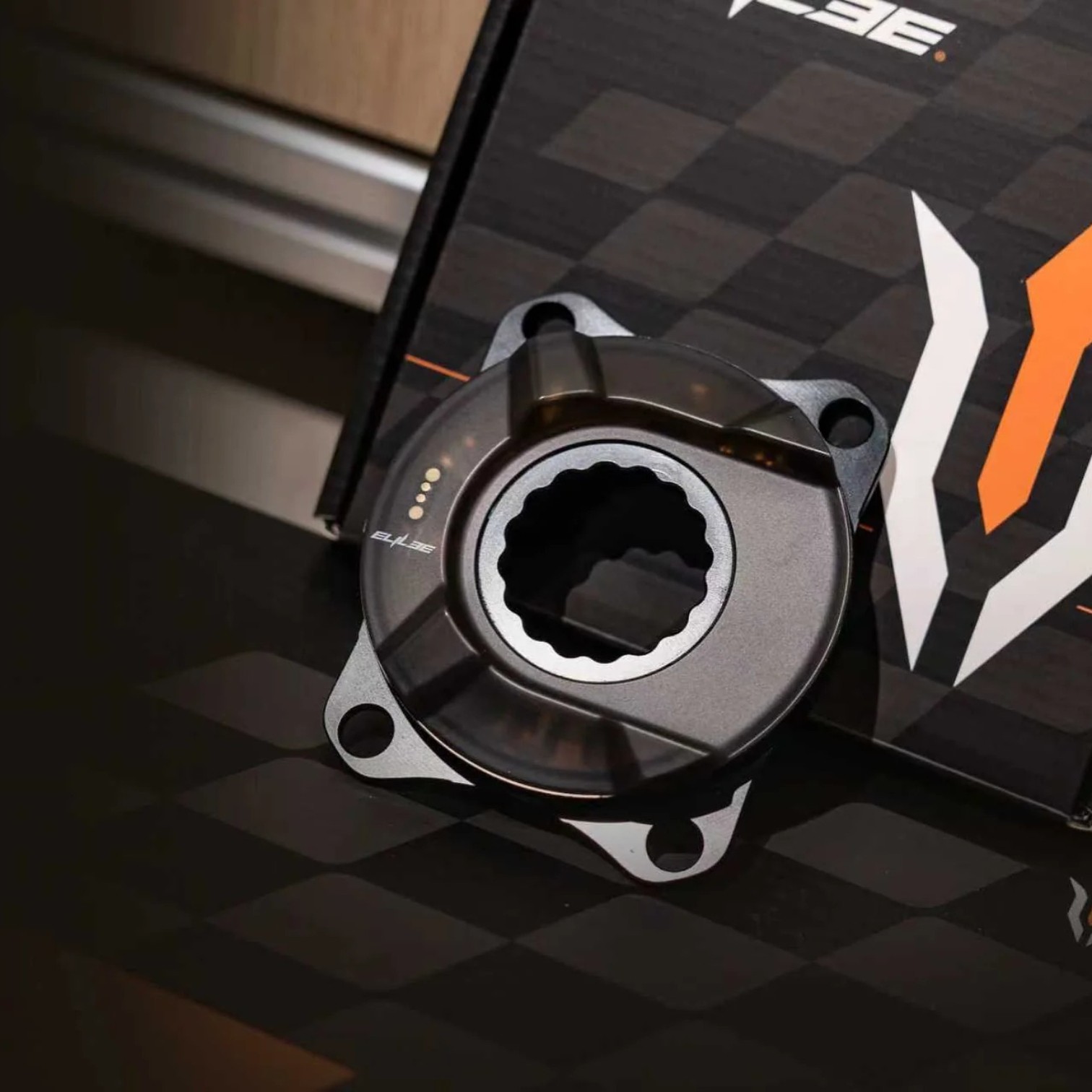 ELILEE EK-01 Power Meter - Amazing Accuracy And Incredible Weight