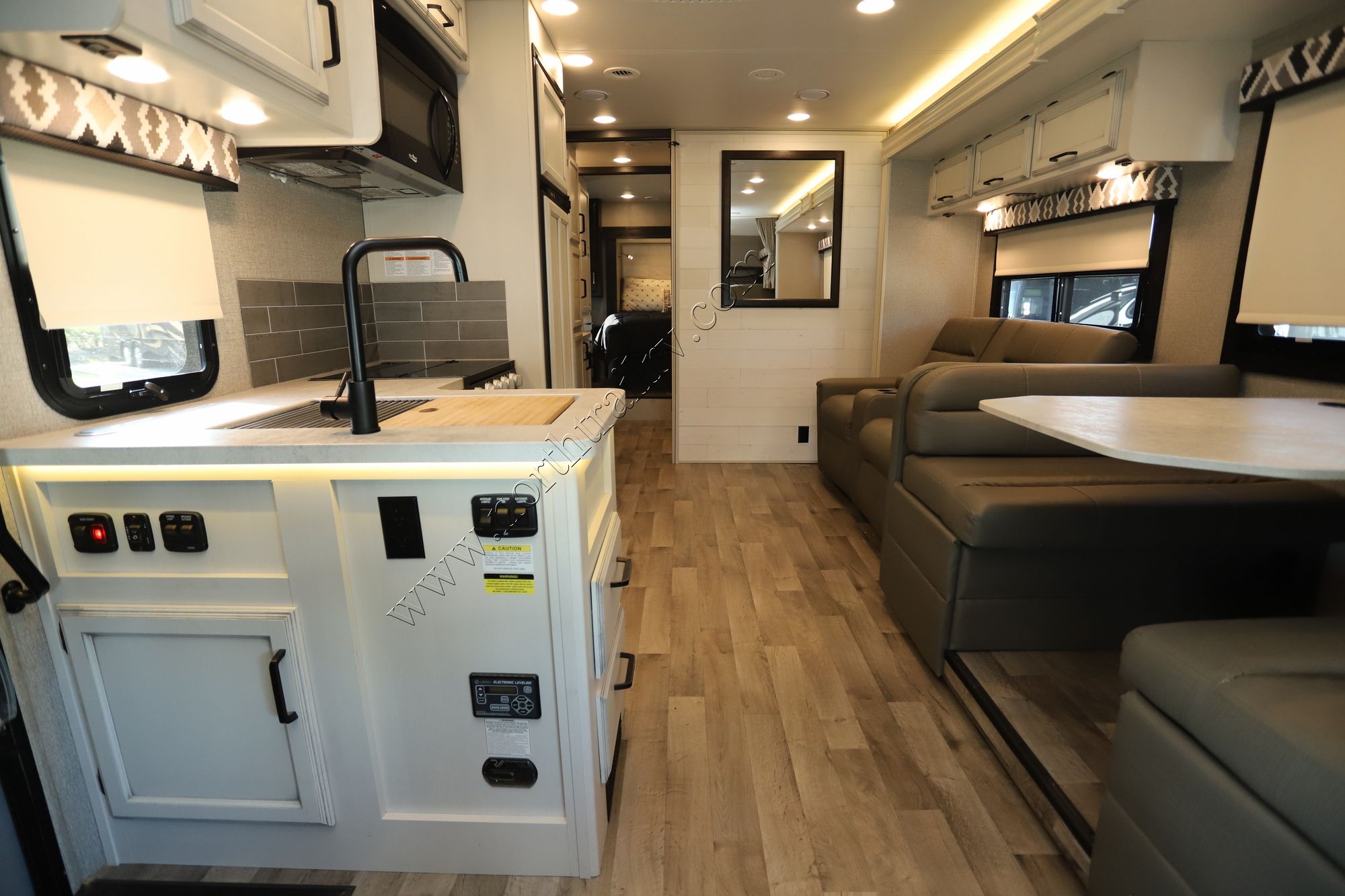 2021 Jayco Greyhawk 30Z 15104-2