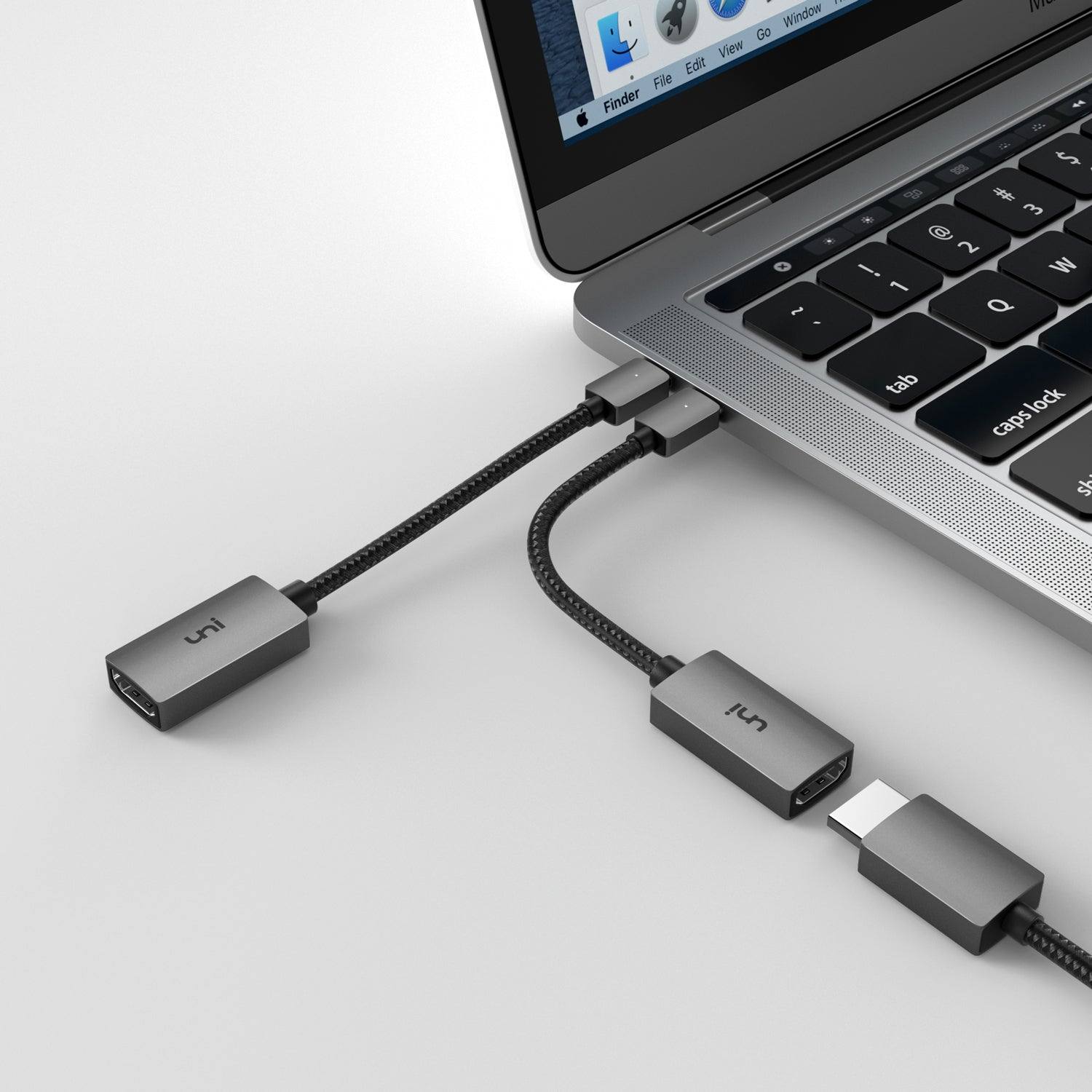USB C - HDMI アダプター 4K、MacBook Pro 用デュアルモニター