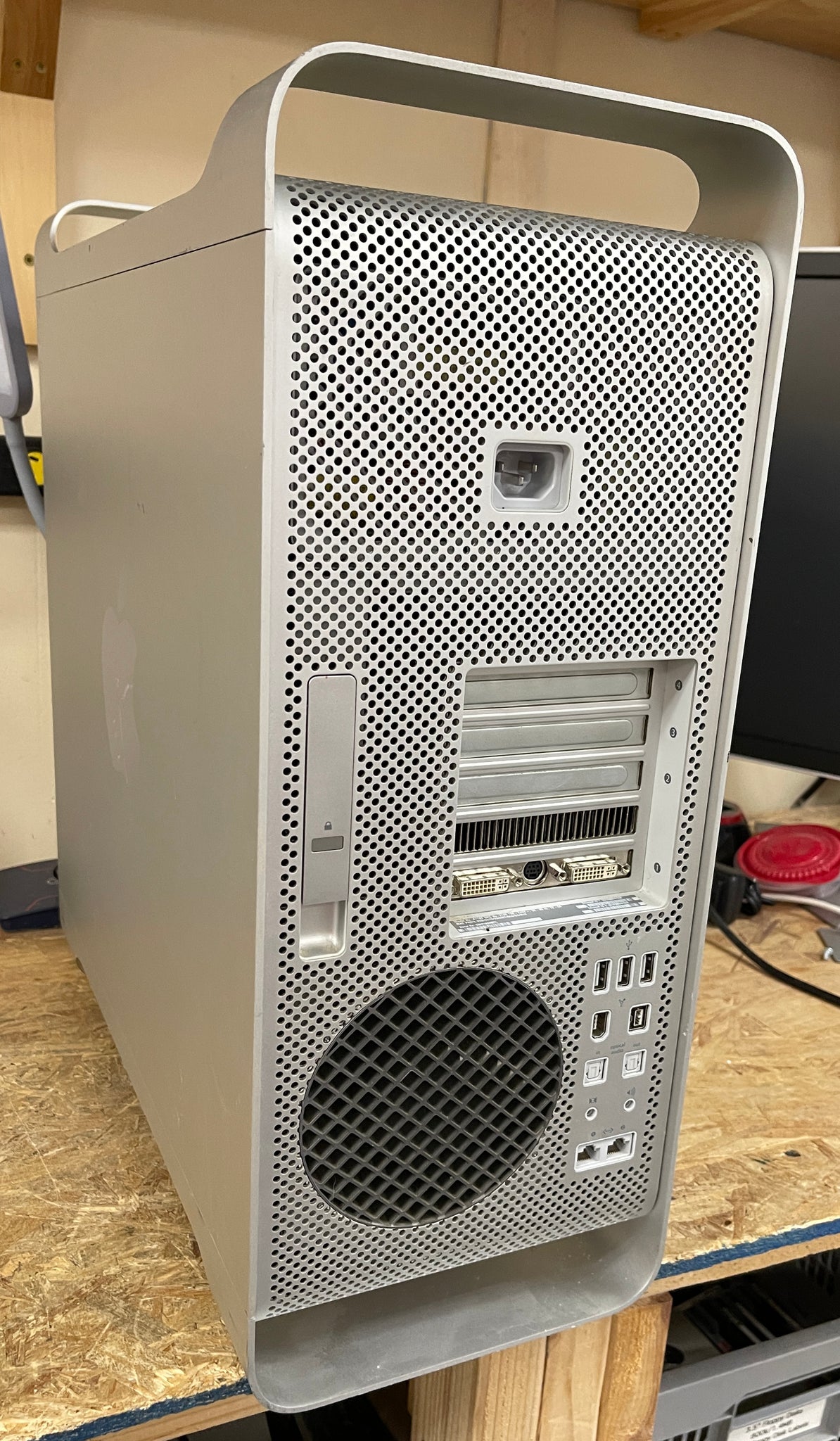 Apple Mac Pro May 2008 2.8GHz Quad Core Intel Xeon (BTO/CTO