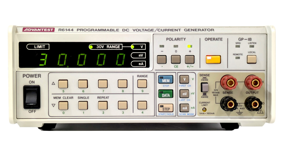 R6144 プログラマブル直流電圧/電流発生器 アドバンテスト S/N