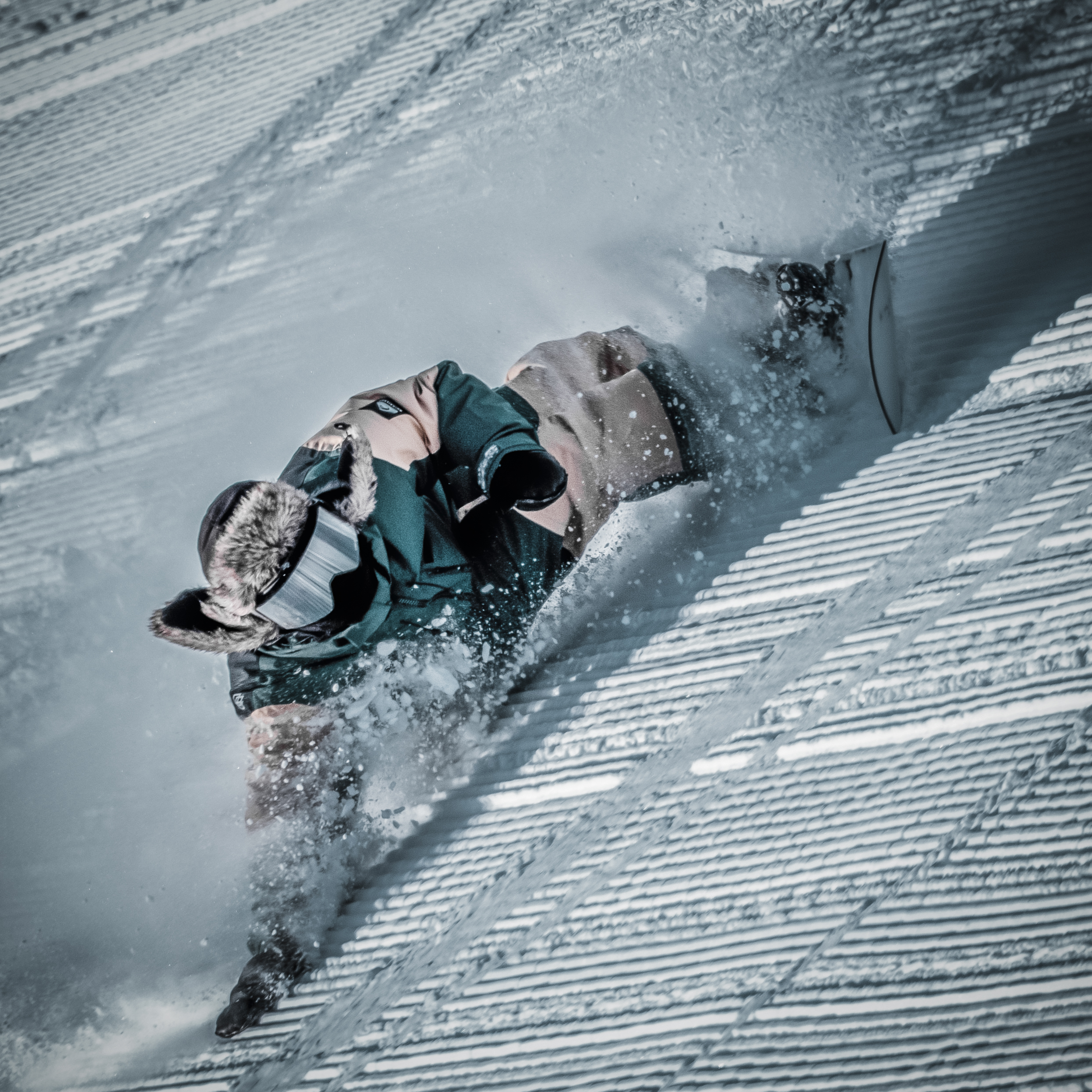 カービングとグラトリの融合スタイルを追求し続ける／菅谷佑之介 - USP