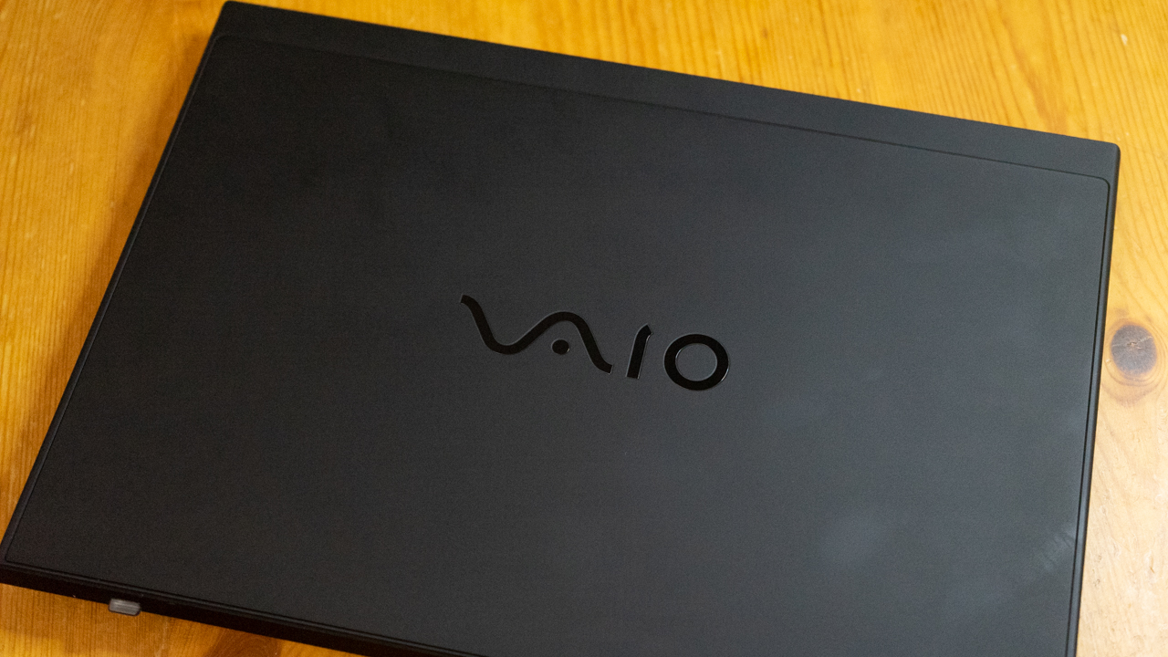 VAIO SX12 ALL BLACK EDITIONレビューほぼ完ぺきなモバイルノートPC