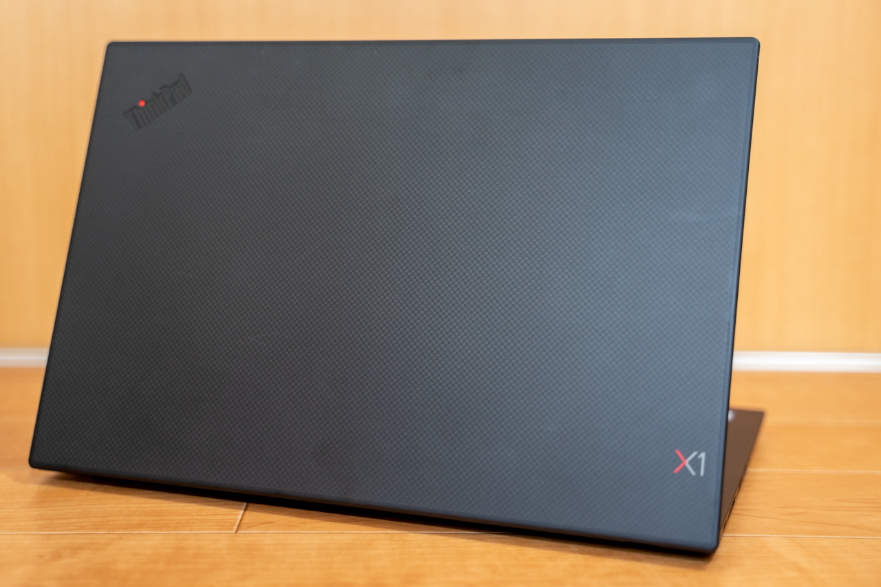 ThinkPad X1 Carbon Gen7（2019年モデル）レビュー14型で1.1kgの