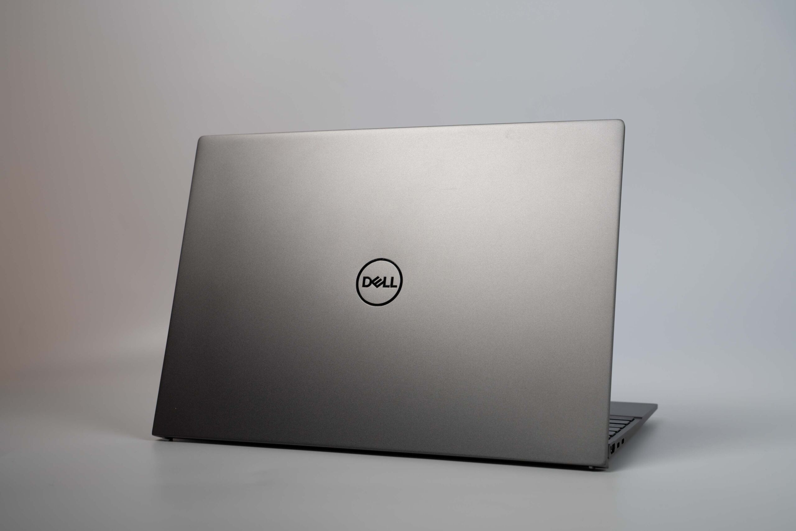 DELL Vostro 5310プレミアムレビュー安くて高性能なビジネス向け