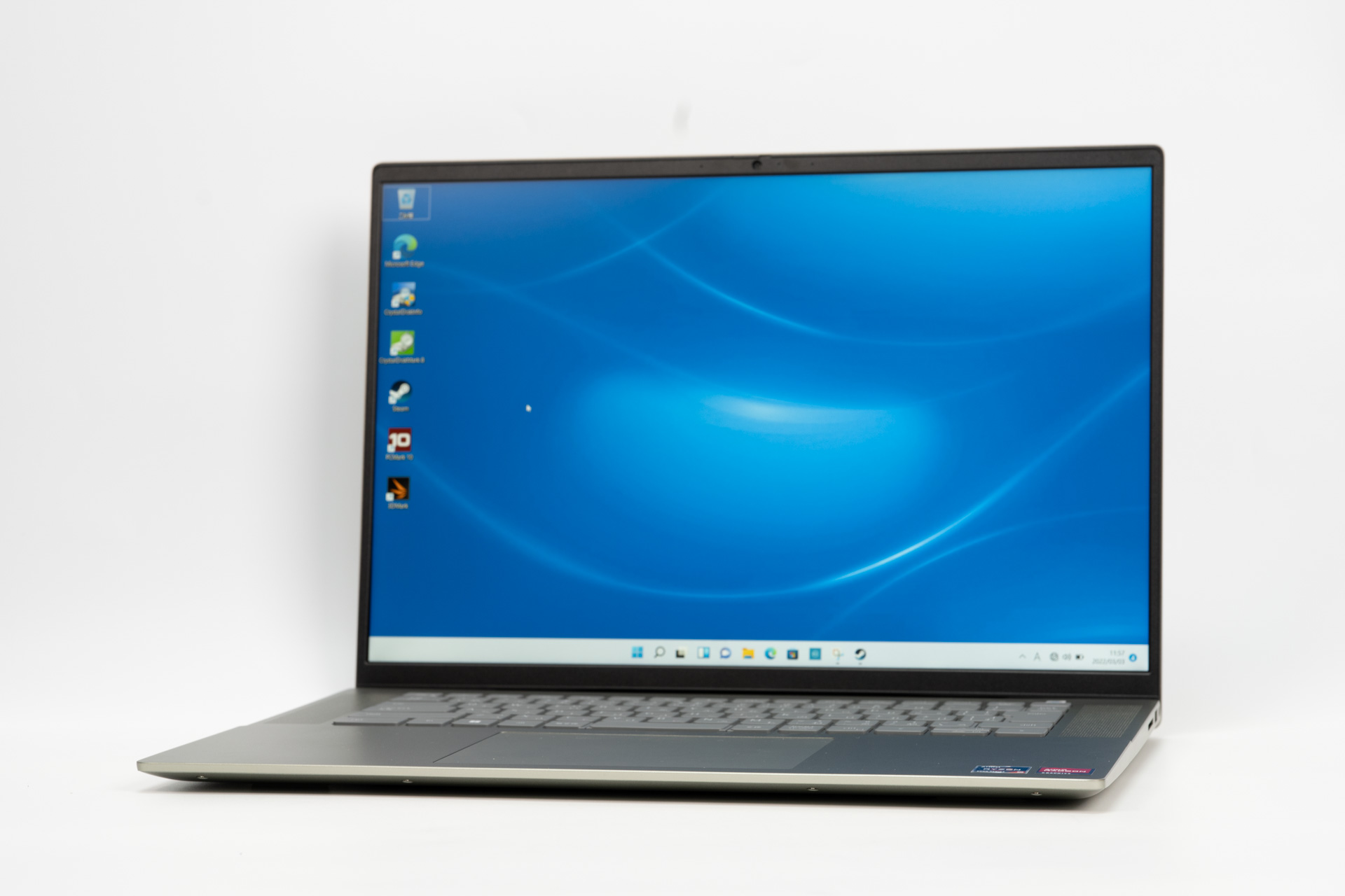 New Inspiron 16 5625レビュー テンキーレスなバランスの良い16型