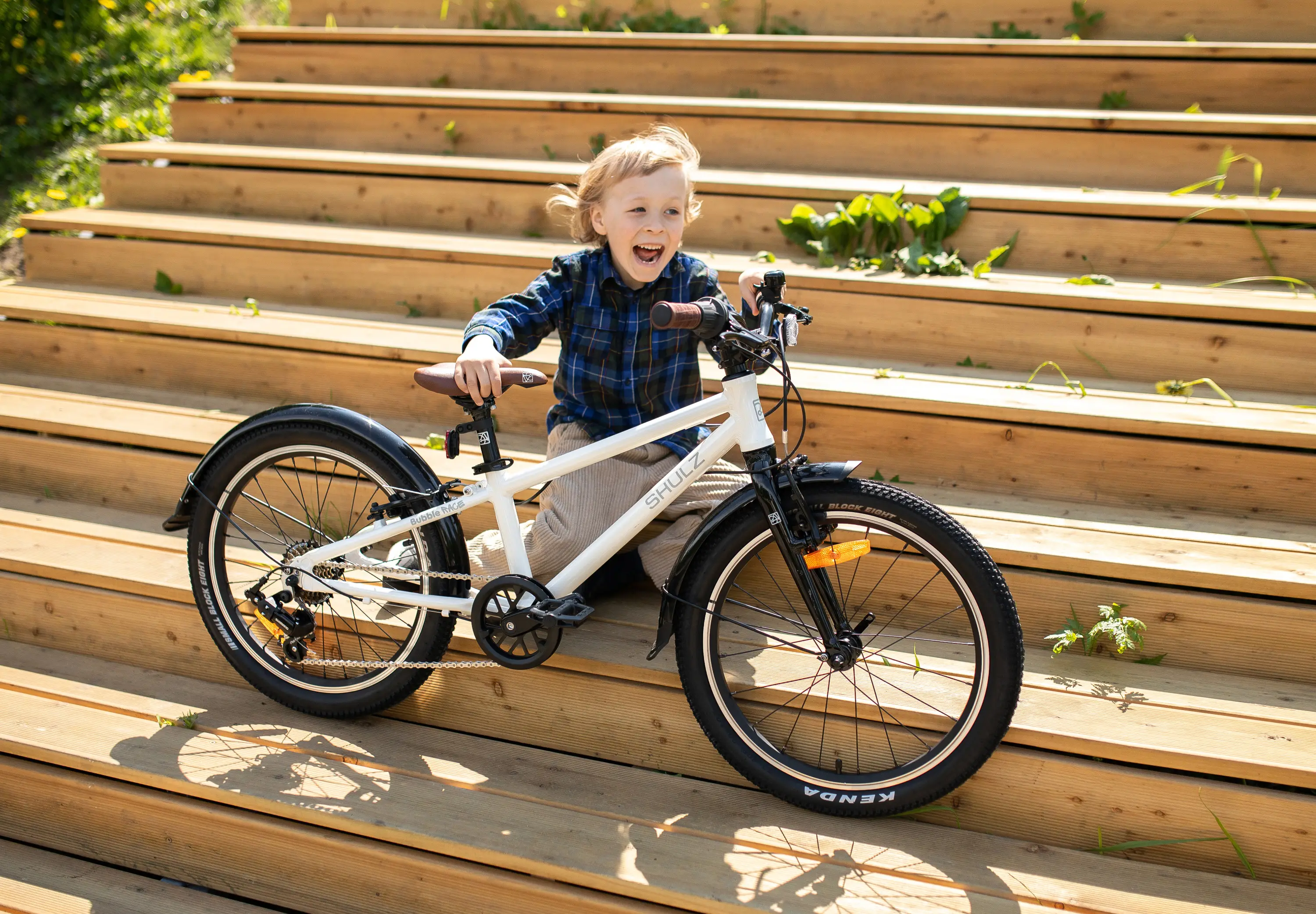 Детский велосипед SHULZ Bubble 20 Race белый / Велосипеды и