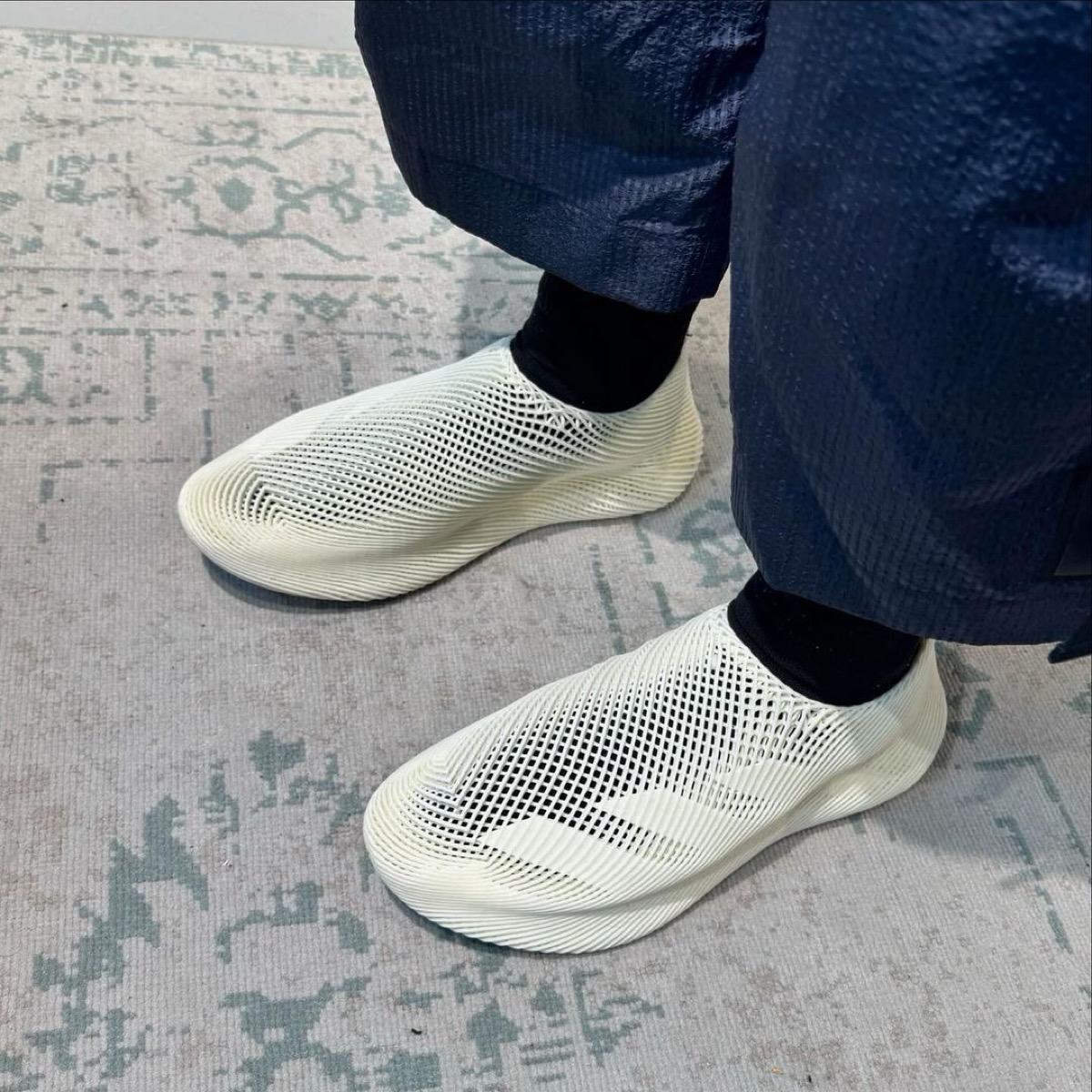 3Dプリントの新型スニーカー adidas Climacool “Off White”が国内5月2