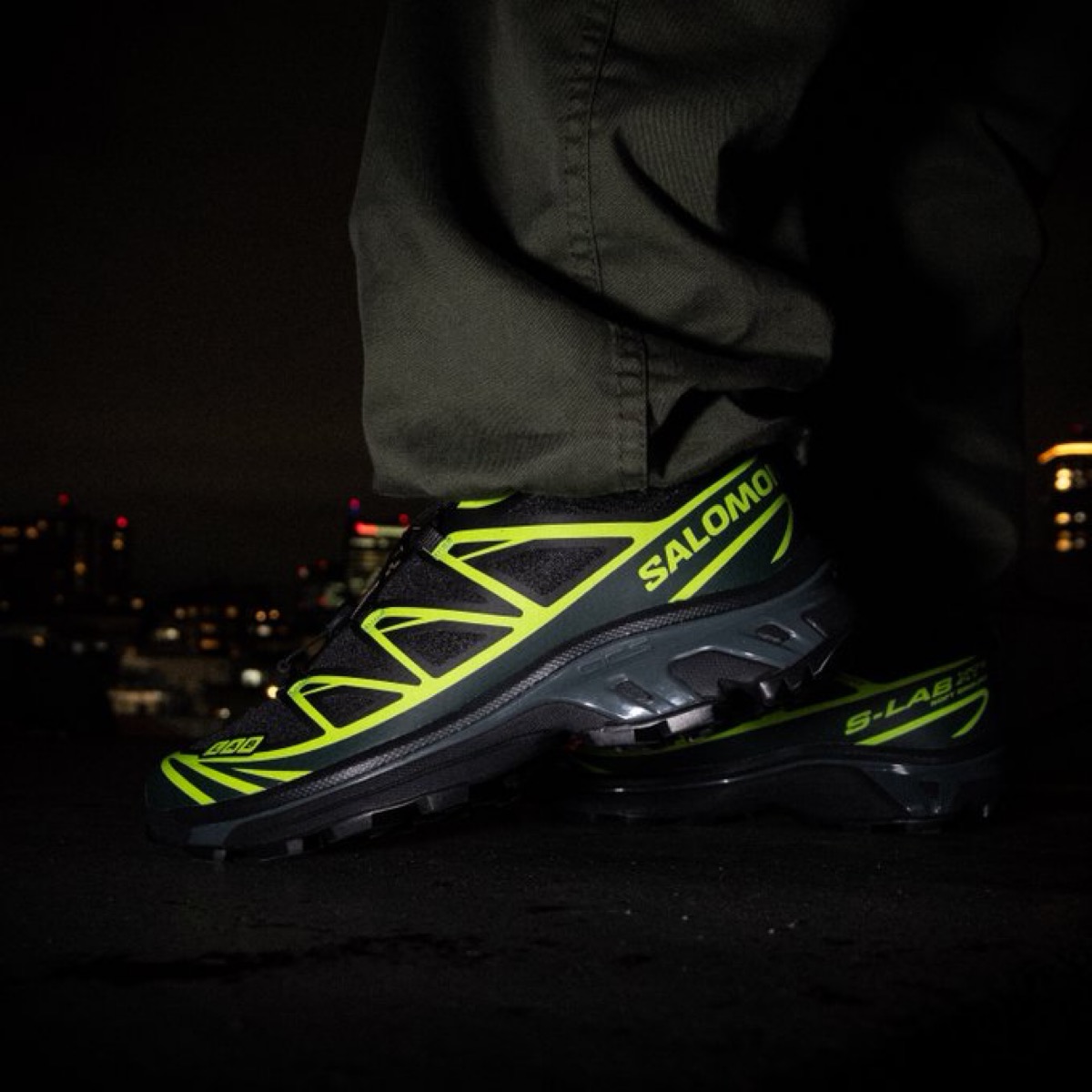 Salomon x atmos XT-6 GORE-TEX “NEON TOKYO”が国内10月25日より発売