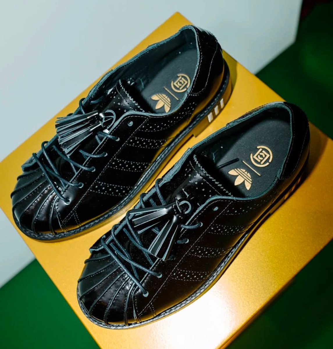 CLOT x adidas Dress Superstar by Edison Chen “Black”が12月20日より