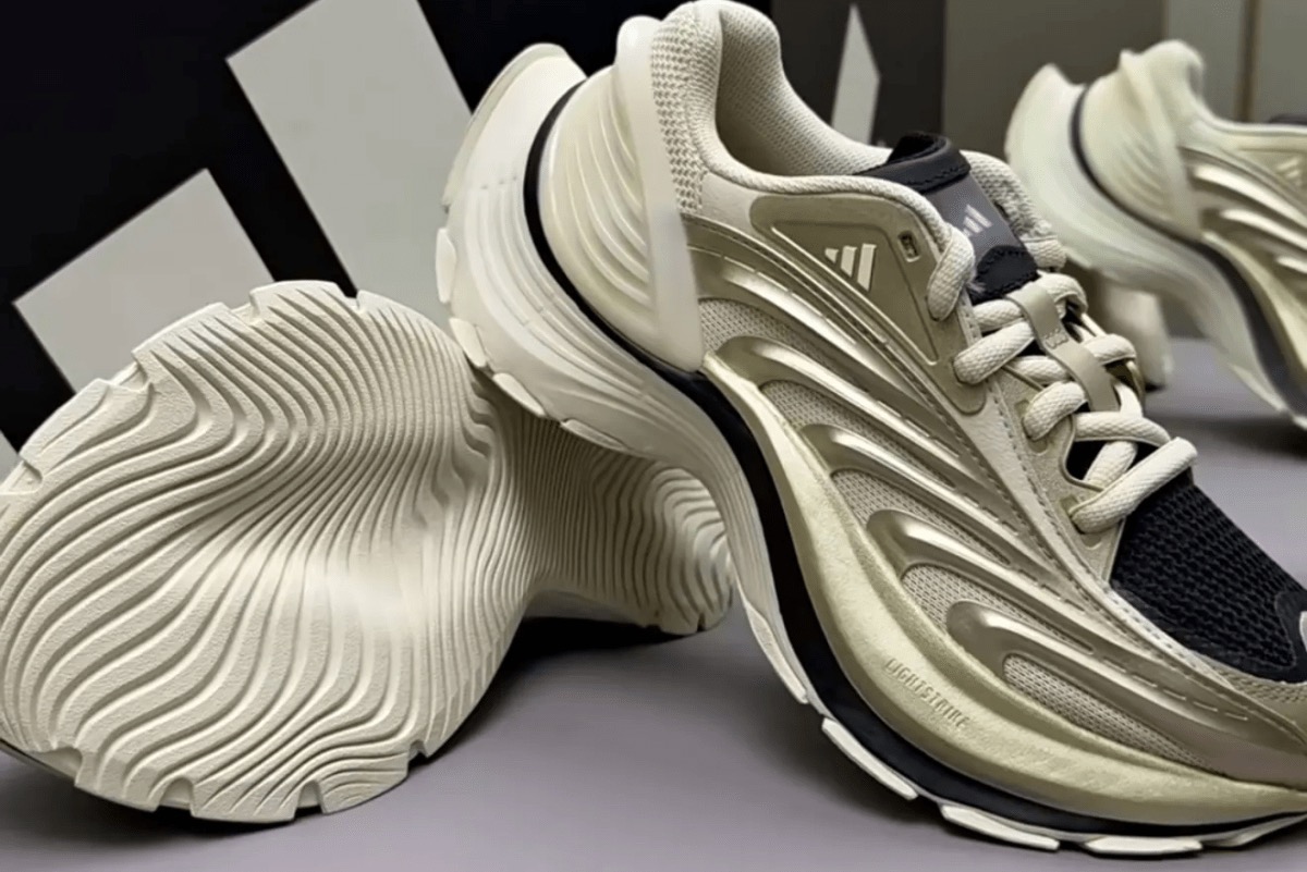 adidas 新型スニーカー『XLG Metawave』が順次発売予定 | UP TO DATE