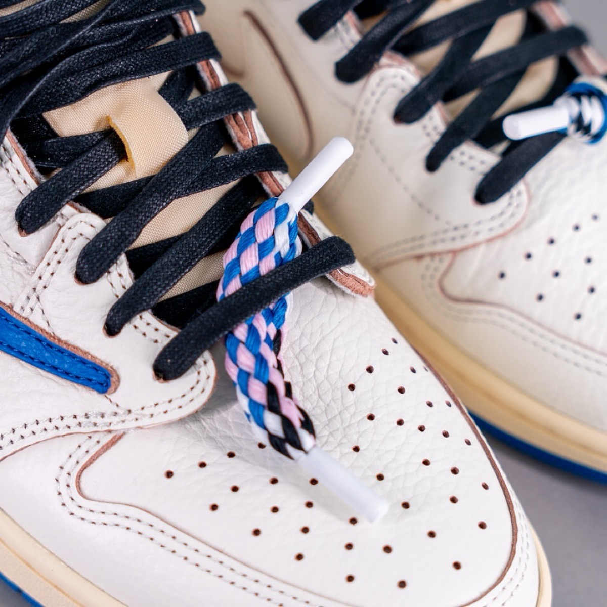 Travis Scott x Nike x FRAGMENT Air Jordan 1 Low OG SP “Sail