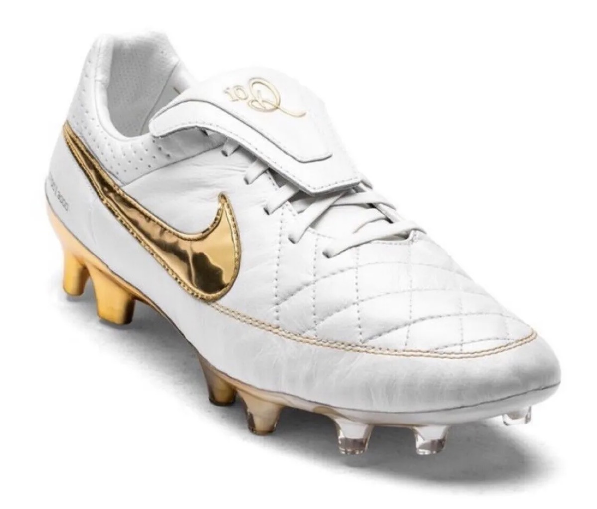 Ronaldinho x Nike Tiempo Legend FG SE “Touch of Gold”が国内12月10