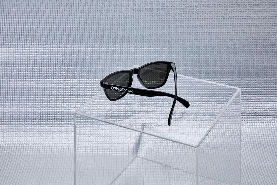OAKLEY × fragment design】新作アイウェアコレクションが国内10月31日