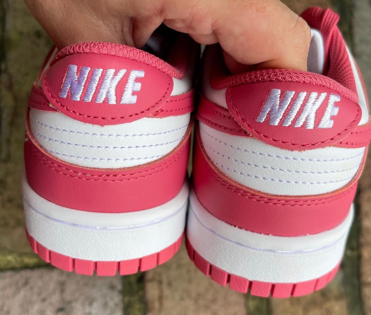 Nike】Wmns Dunk Low “White/Archeo Pink”が国内10月8日〜10月15日に