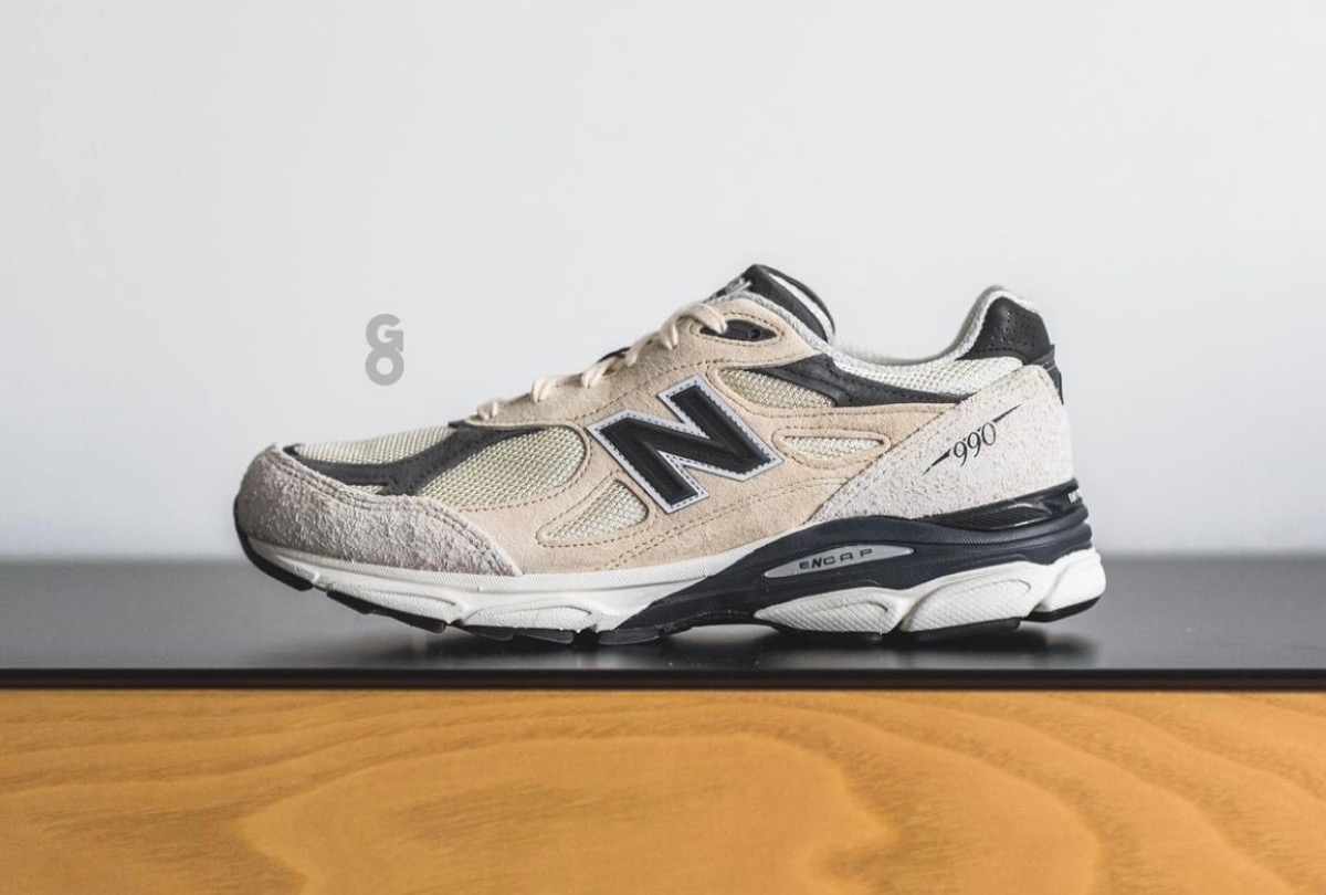 New Balance 990v1 & 990v3 Made in USA “Moonbeam” by Teddy Santisが
