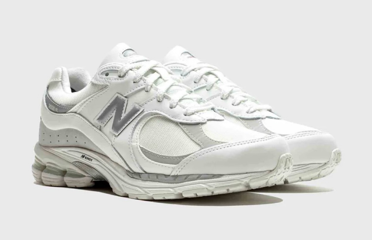 New Balance『2002R GORE-TEX “White/Brighton Grey”』が国内10月27日