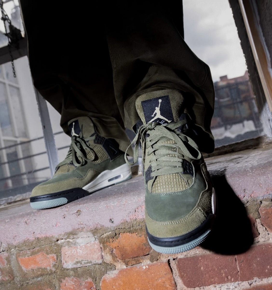 Nike Air Jordan 4 Retro SE Craft “Olive”が国内11月22日／12月2日