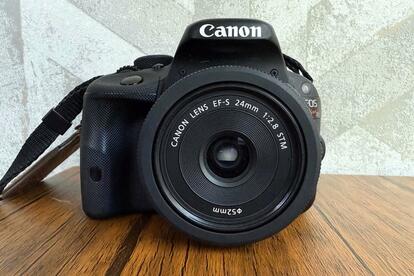 Canon「kiss x7」を愛用して8年以上。軽さと小ささ、「光と影の