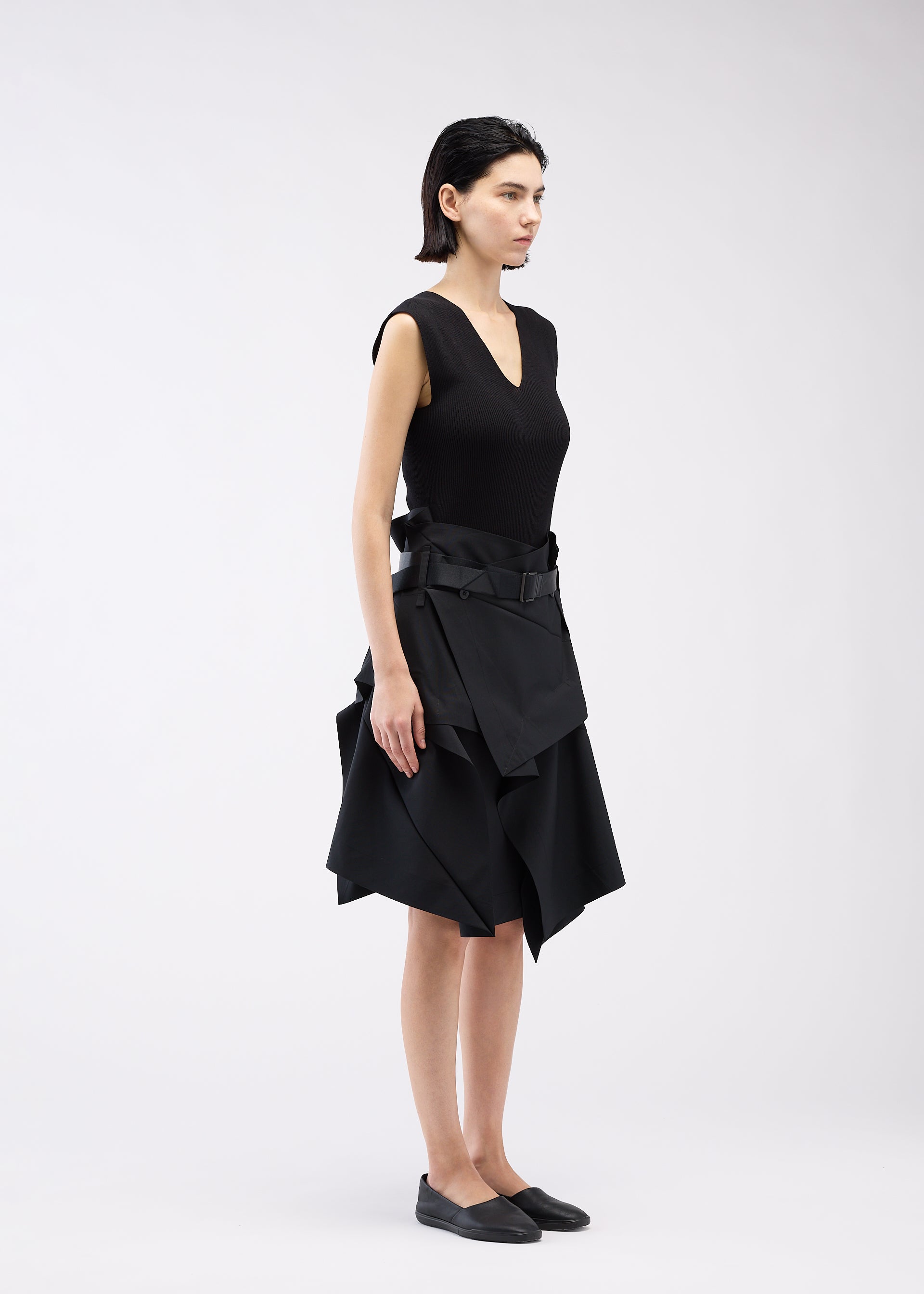 132 5. SOLID SKIRT – ISSEY MIYAKE ONLINE STORE