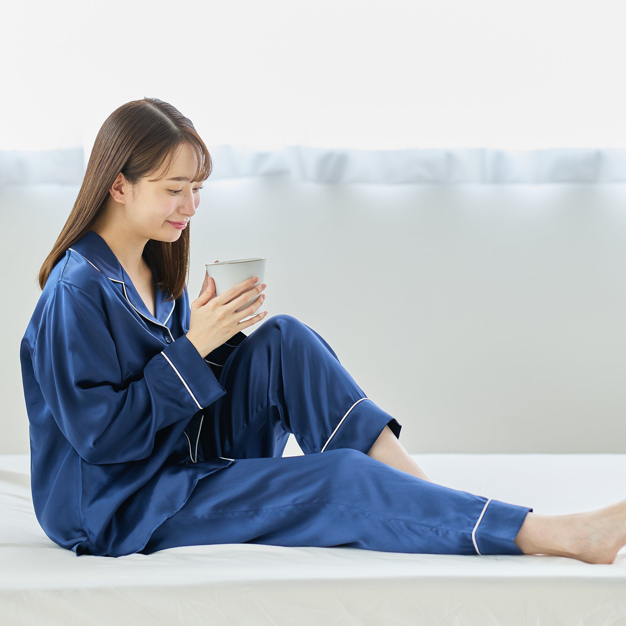 Utukky-シルクパジャマ