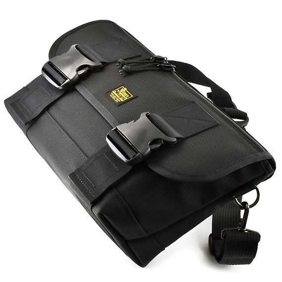 E579-00：斜めがけメッセンジャーバッグ | バンナイズ | 鞄はやっぱり