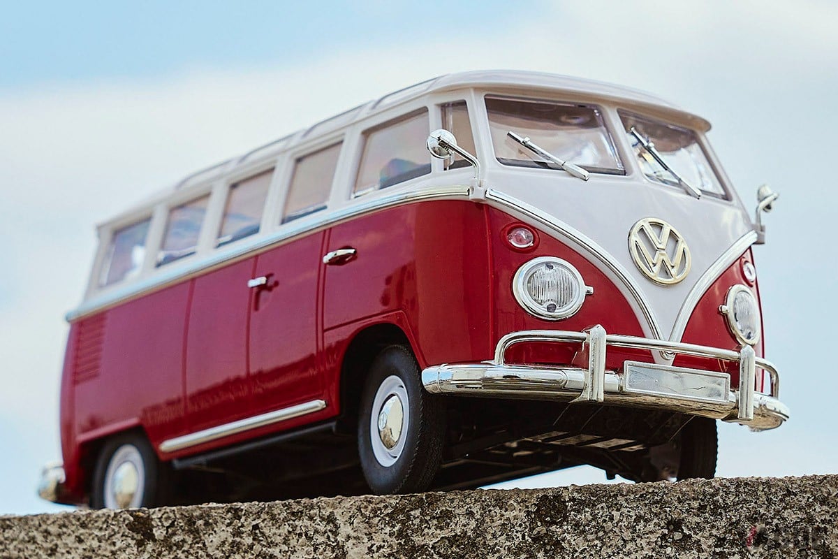 名車「ワーゲンバス」を1/16スケールでモデルアップ！ 飾っても走らせ