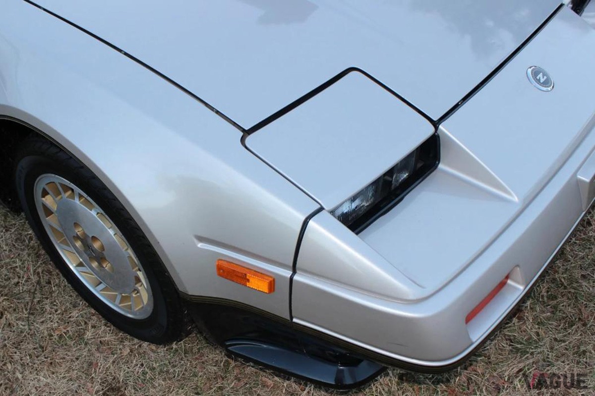 42年前の個体なのに走行2.8万キロ Z史に刻まれた特別な日産「300ZX