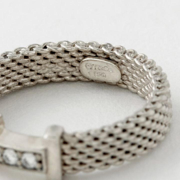 773-06894_04_720x.webp?v=