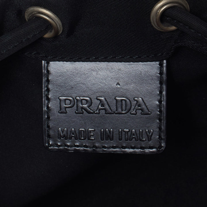 PRADA/プラダ】テスートナイロン 巾着ポーチ/ハンドバッグ – VALTIQUE