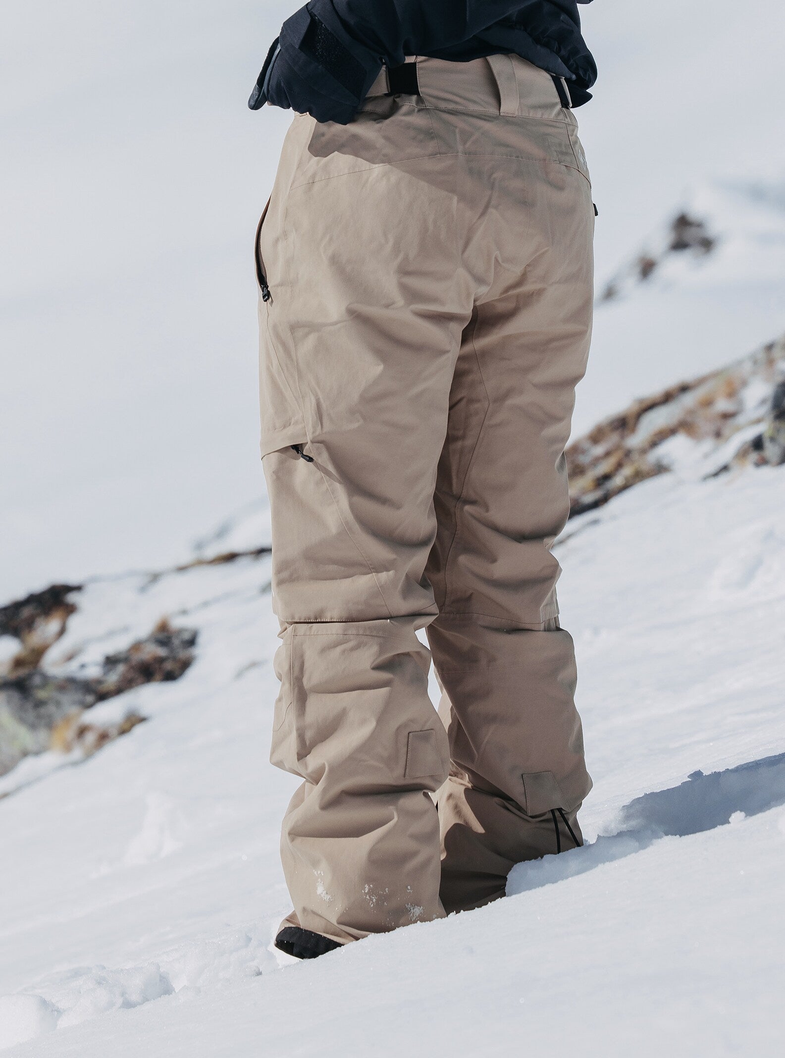 Women's [ak] Summit GORE-TEX Pants, Shadow Pink — Val Surf
