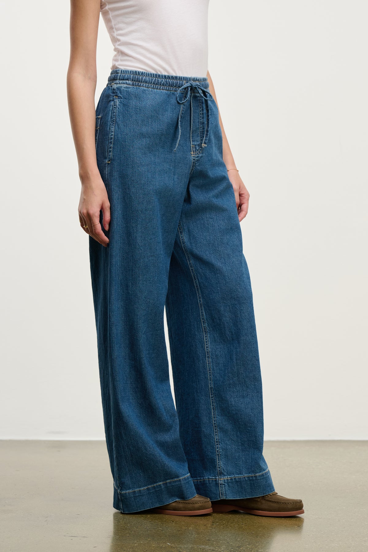 MIRA DENIM DRAWSTRING WIDE LEG PANT – Velvet by Graham & Spencer