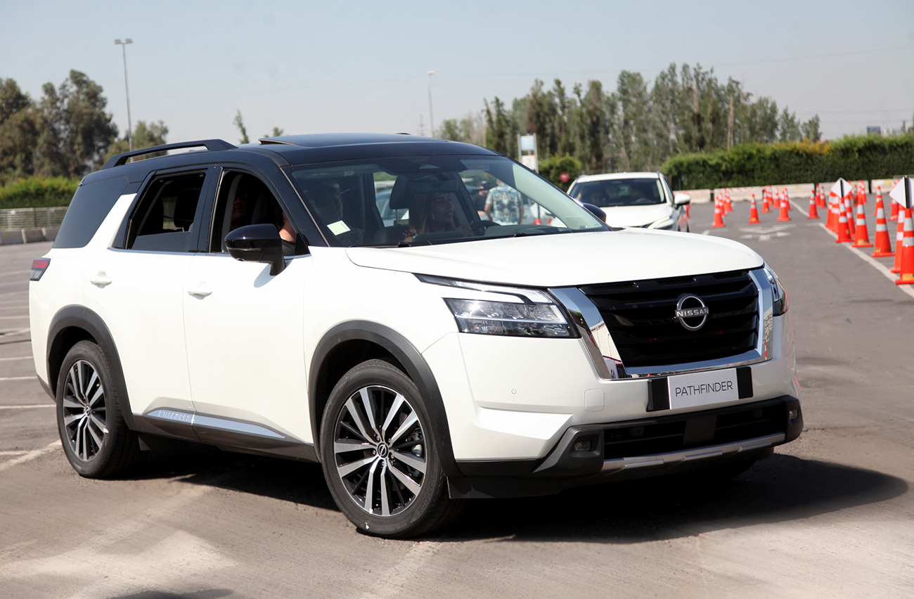 Nissan Pathfinder 2023 - Velocidad Extrema
