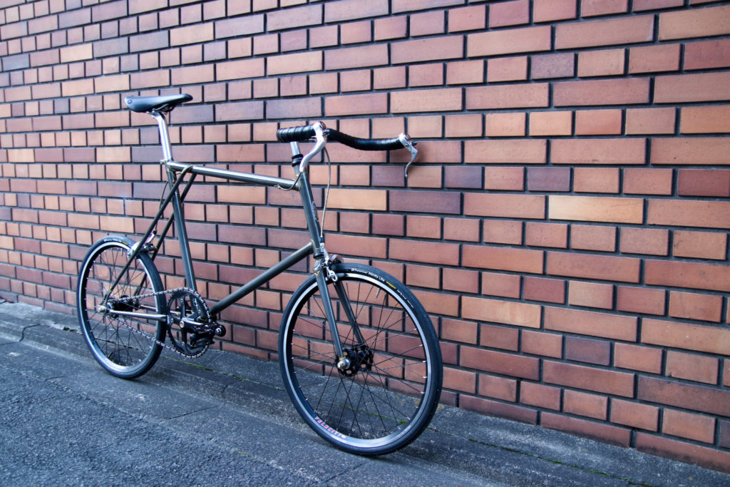 クロモリのミニベロシングルスピードが気になってきたでしょ？ – EBS KYOTO