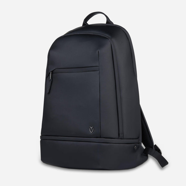 Signature_Plus_Backpack_Pebble